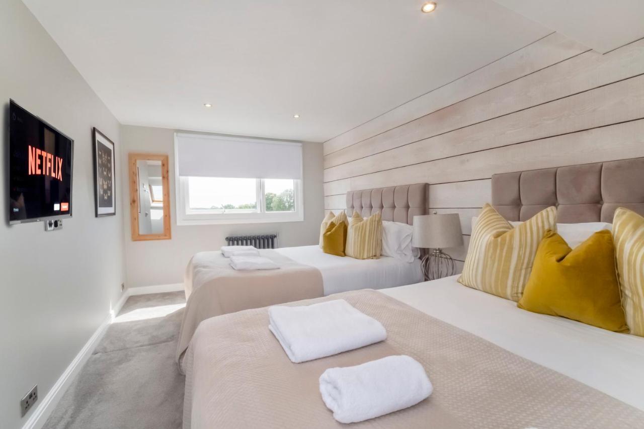 요크 The Stables Luxury House With Hot Tub 아파트 외부 사진