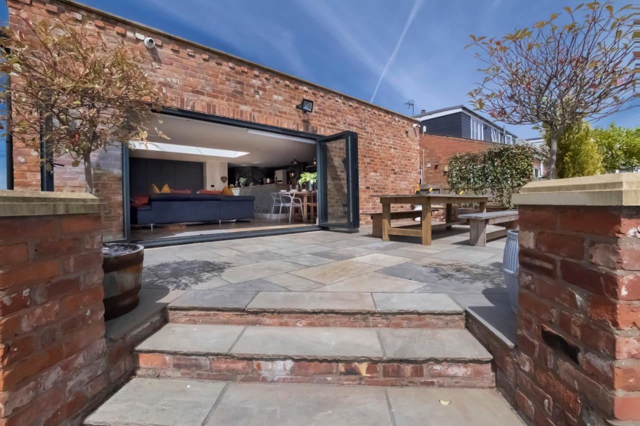 요크 The Stables Luxury House With Hot Tub 아파트 외부 사진