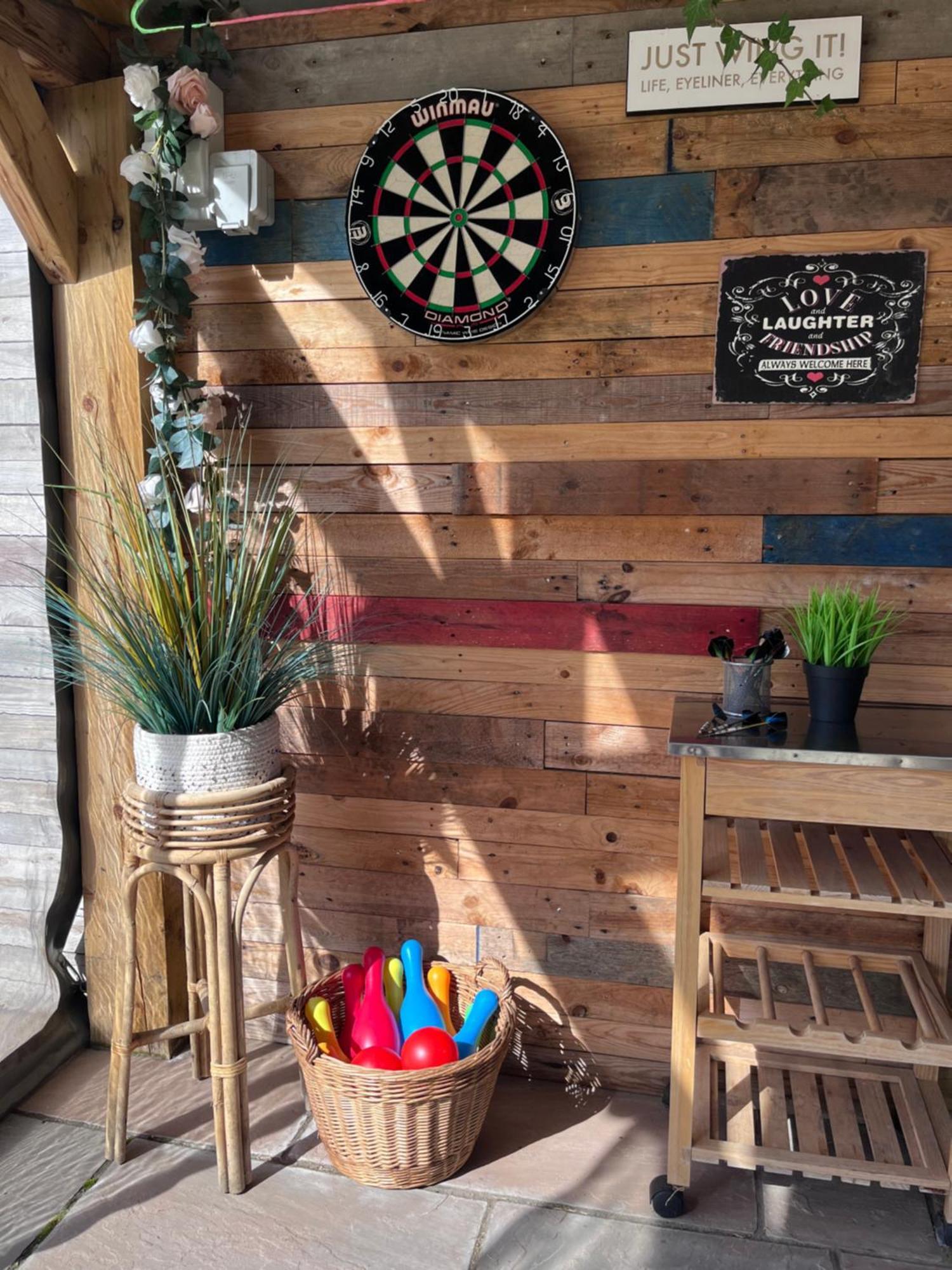 요크 The Stables Luxury House With Hot Tub 아파트 외부 사진